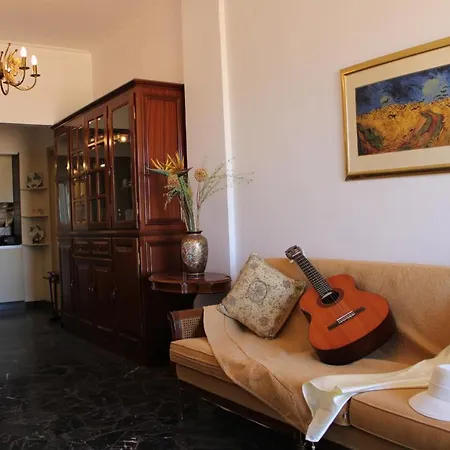 Xenia's Apt In West Moat Chania