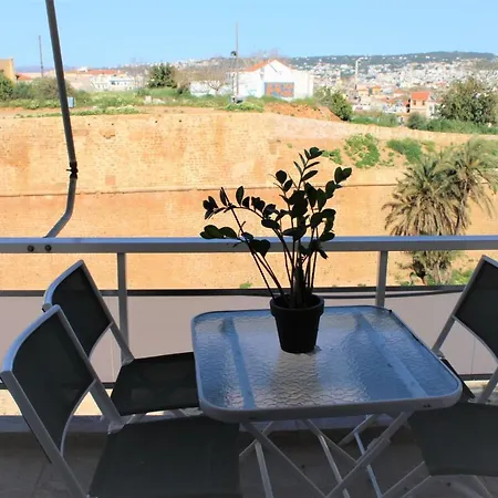 Xenia's Apt In West Moat Chania