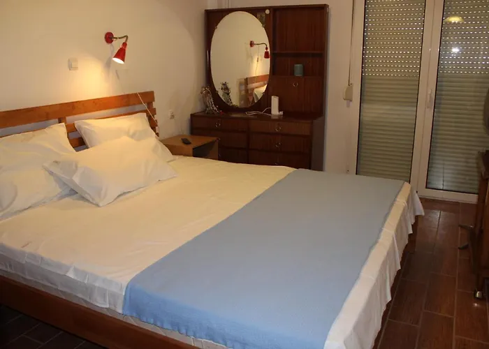 Xenia's Apt In West Moat Chania アパート